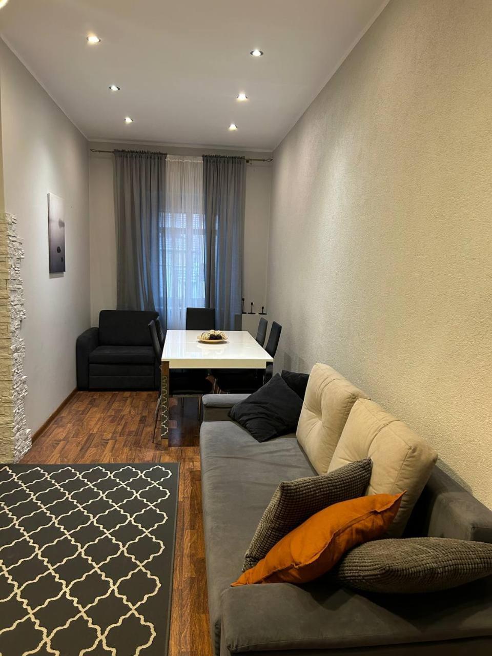 Big Apart - Rynek 8 - Nice View - 3 Rooms - 9 People Wroclaw Dış mekan fotoğraf